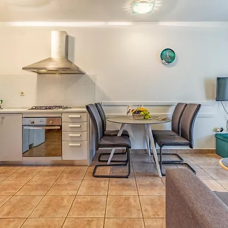 Apartment Olga's Place-new 200 Mt From The Sea *